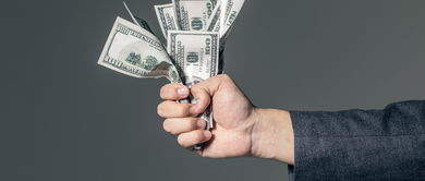 中介投資咨詢 六月決策背后的考量與風(fēng)險(xiǎn)防范